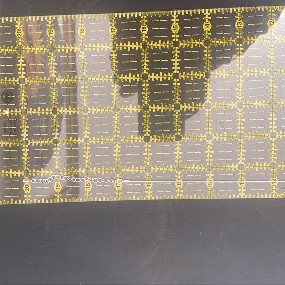 Lia Sophia silver overlay women infinity pendant minimalist necklace. Used. - Picture 7 of 8